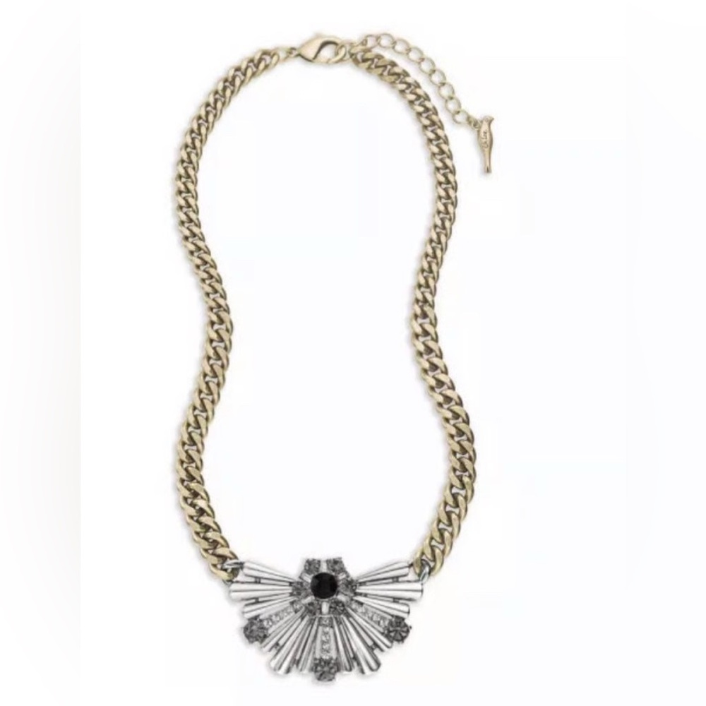 Chloe + Isabel‎ Deco Statement Fanfare Necklace